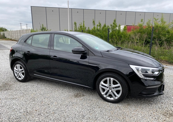Renault Megane cena 45999 przebieg: 111000, rok produkcji 2017 z Wyszogród małe 781